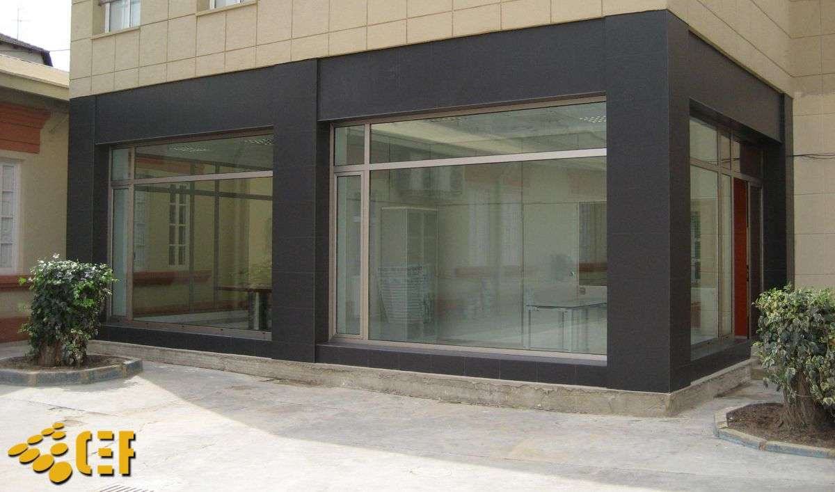 Rehabilitación de edificio público para habilitación de nuevas oficinas municipales en Valencia